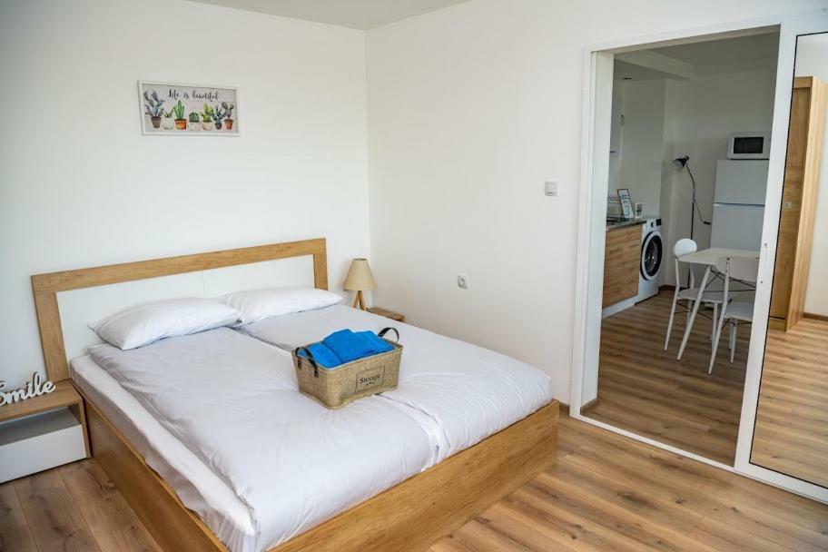 Apartment Vazrozhdenska Veliko Turnovo Bagian luar foto