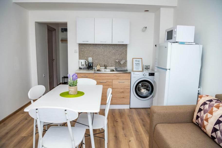 Apartment Vazrozhdenska Veliko Turnovo Bagian luar foto