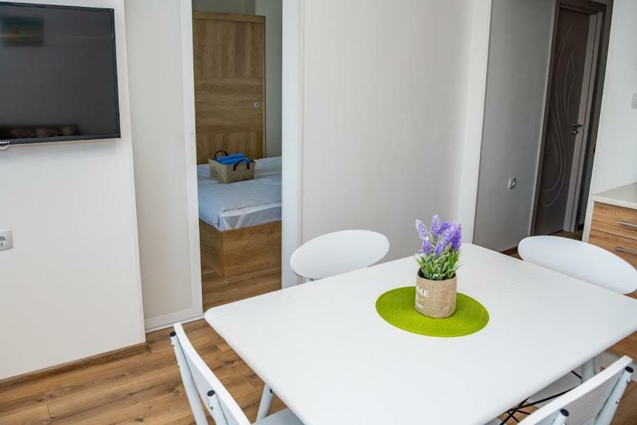 Apartment Vazrozhdenska Veliko Turnovo Bagian luar foto